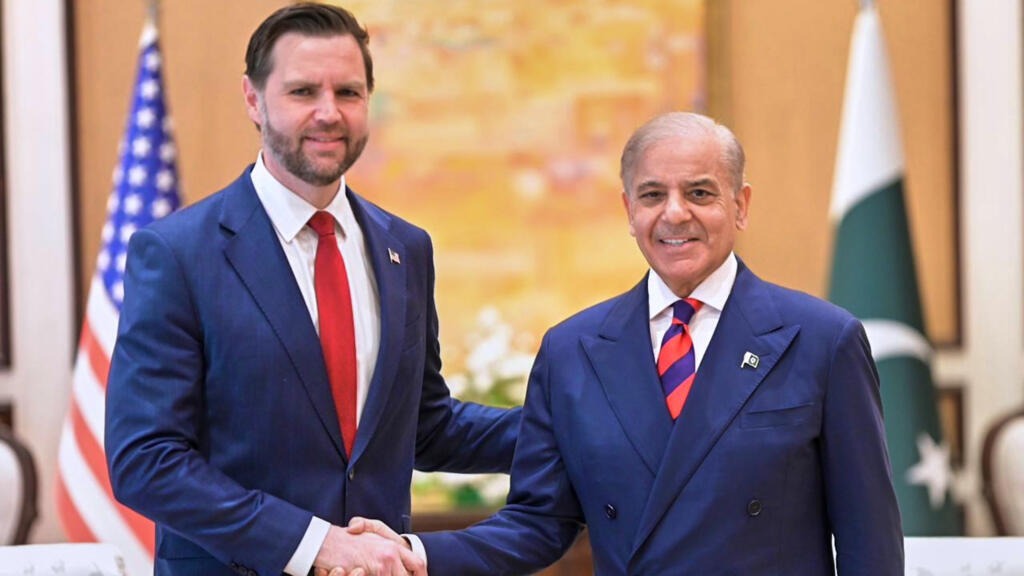  ඇමරිකානු උප ජනාධිපති  පාකිස්තාන අග්‍රාමාත්‍ය හමුවෙයි