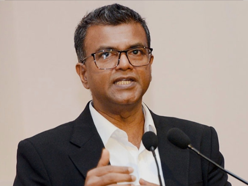 භාණ්ඩාගාර ලේකම් රජයේ මුදල් කාරක සභාව හමුවට හෙට නොපැමිණේ