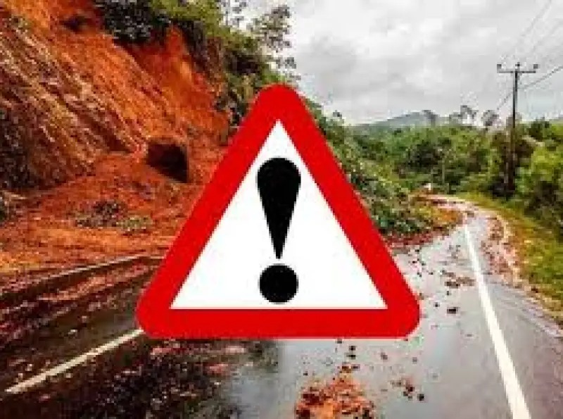 නායයෑම් අනතුරු ඇඟවීම් යළි දීර්ඝ කෙරේ