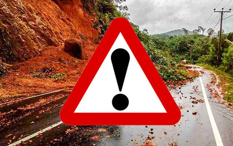 දිස්ත්‍රික්ක 6කට නායයෑම් අනතුරු ඇඟවීම්